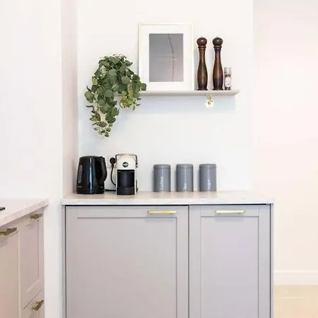Modern Apartment In The Heart Of Tallinn Exterior photo
